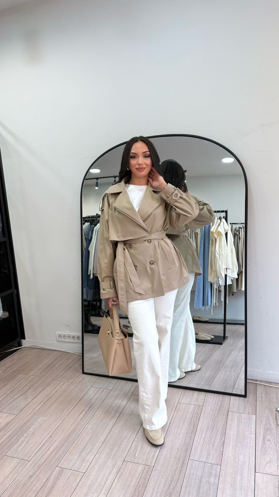 Trench court beige