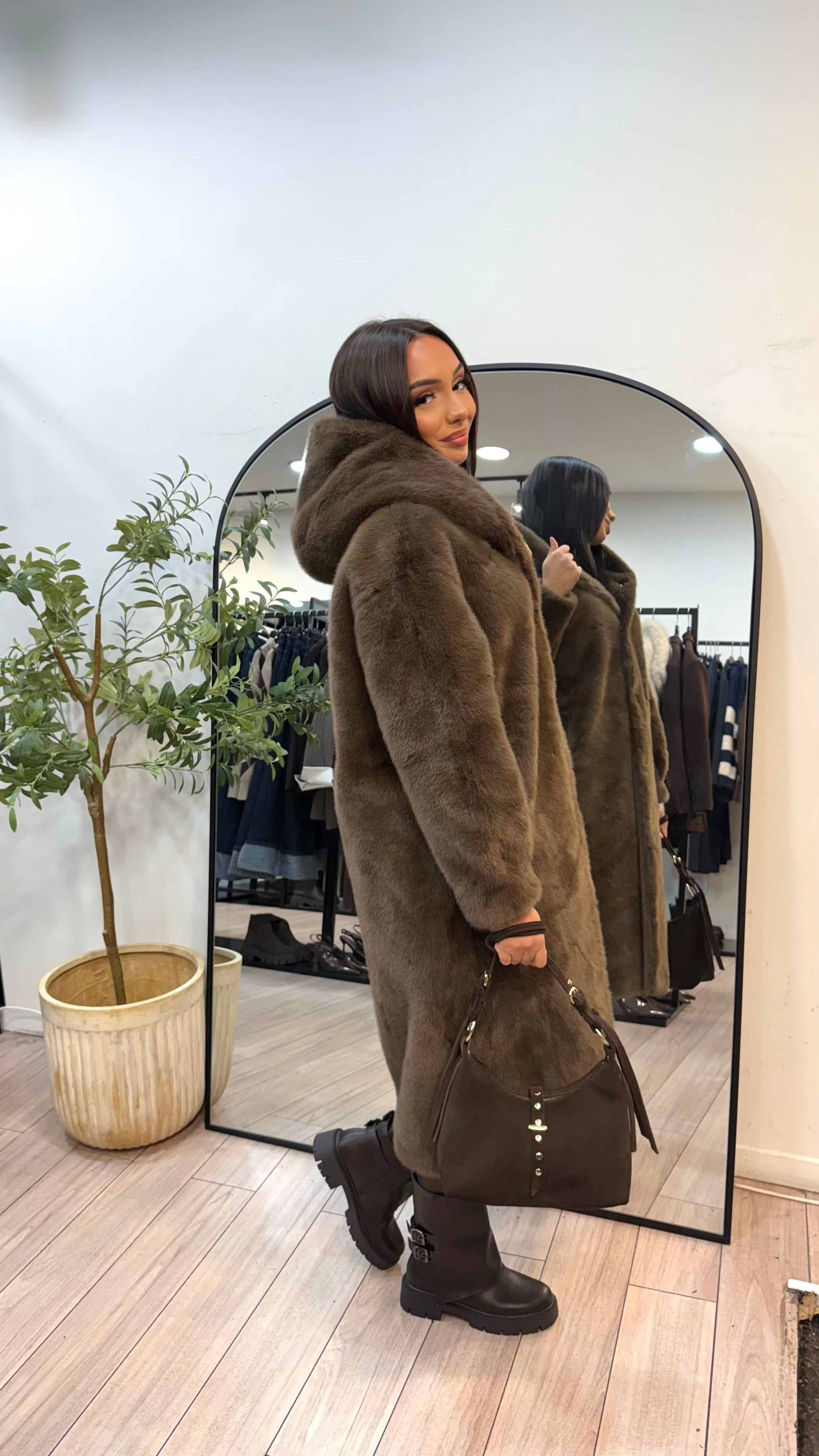 Manteau fourrure végan choco