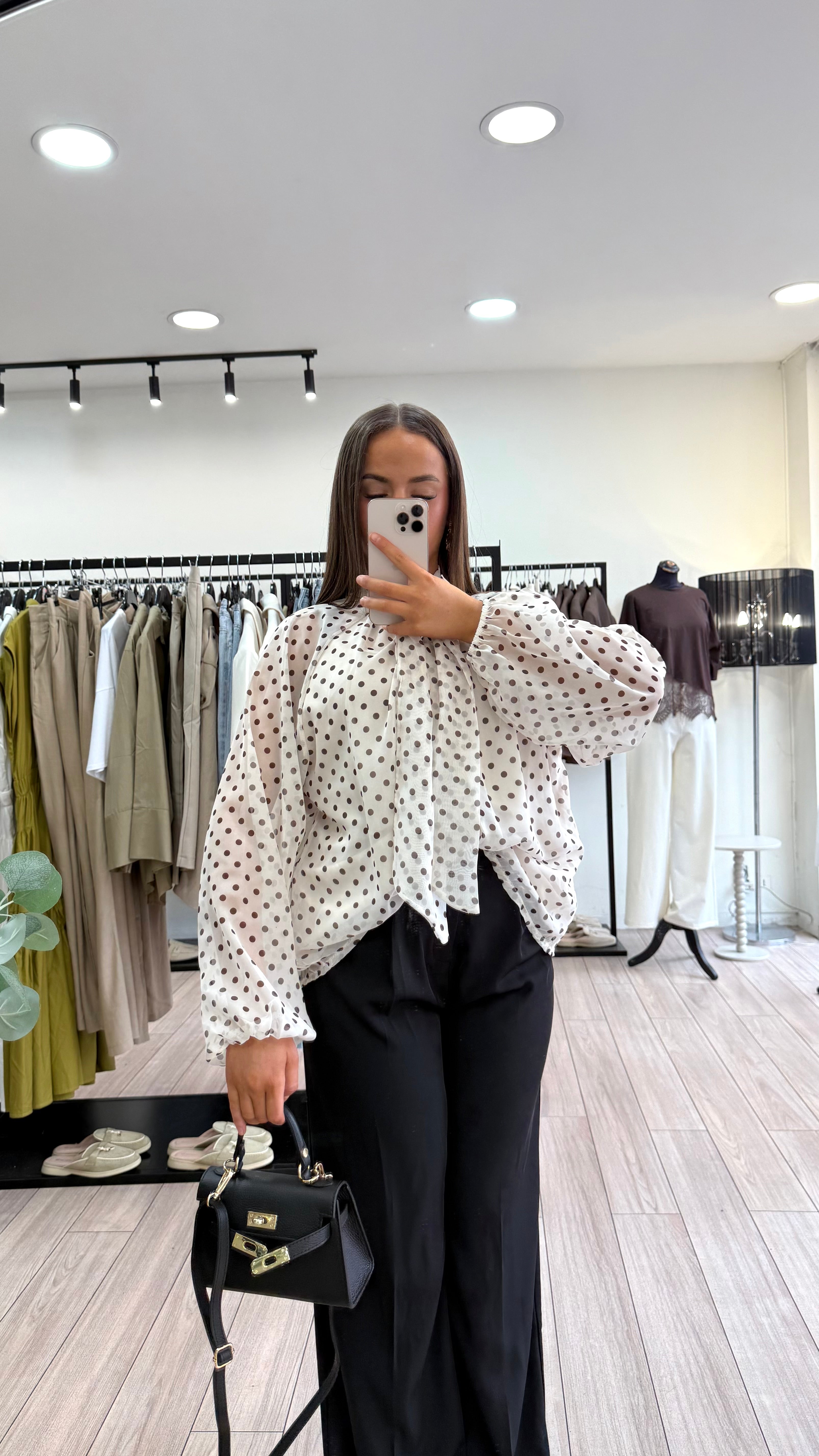 chemise à pois creme choco