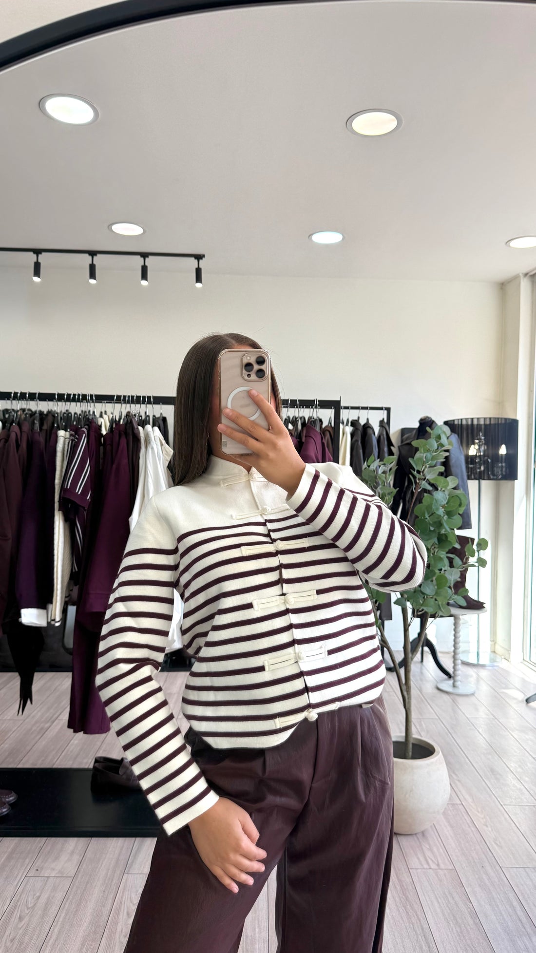 Cardigan Made écru et prune