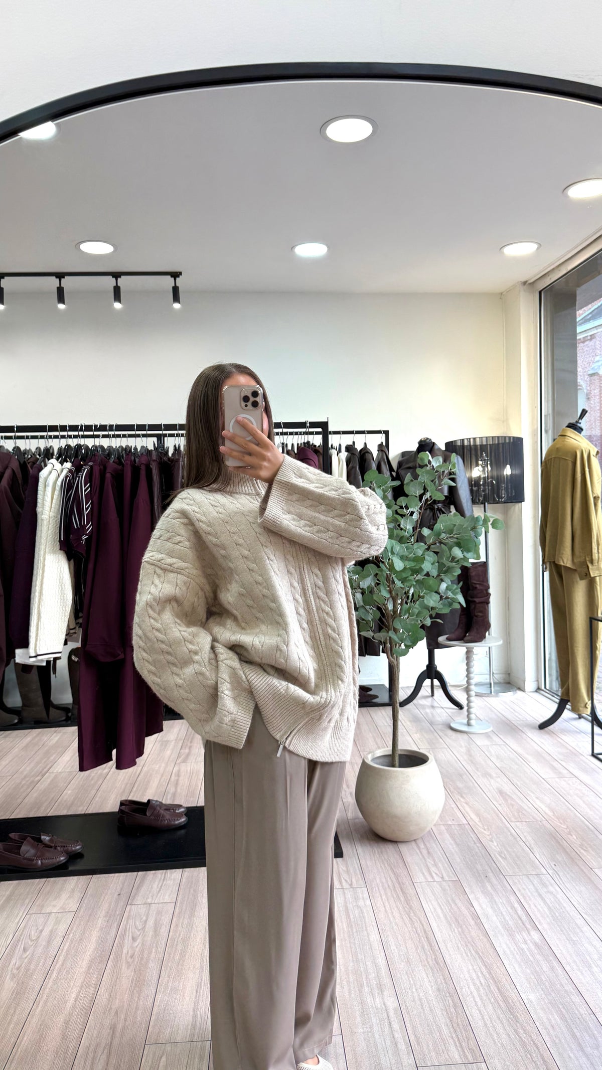 Cardigan en maille tressée Beige