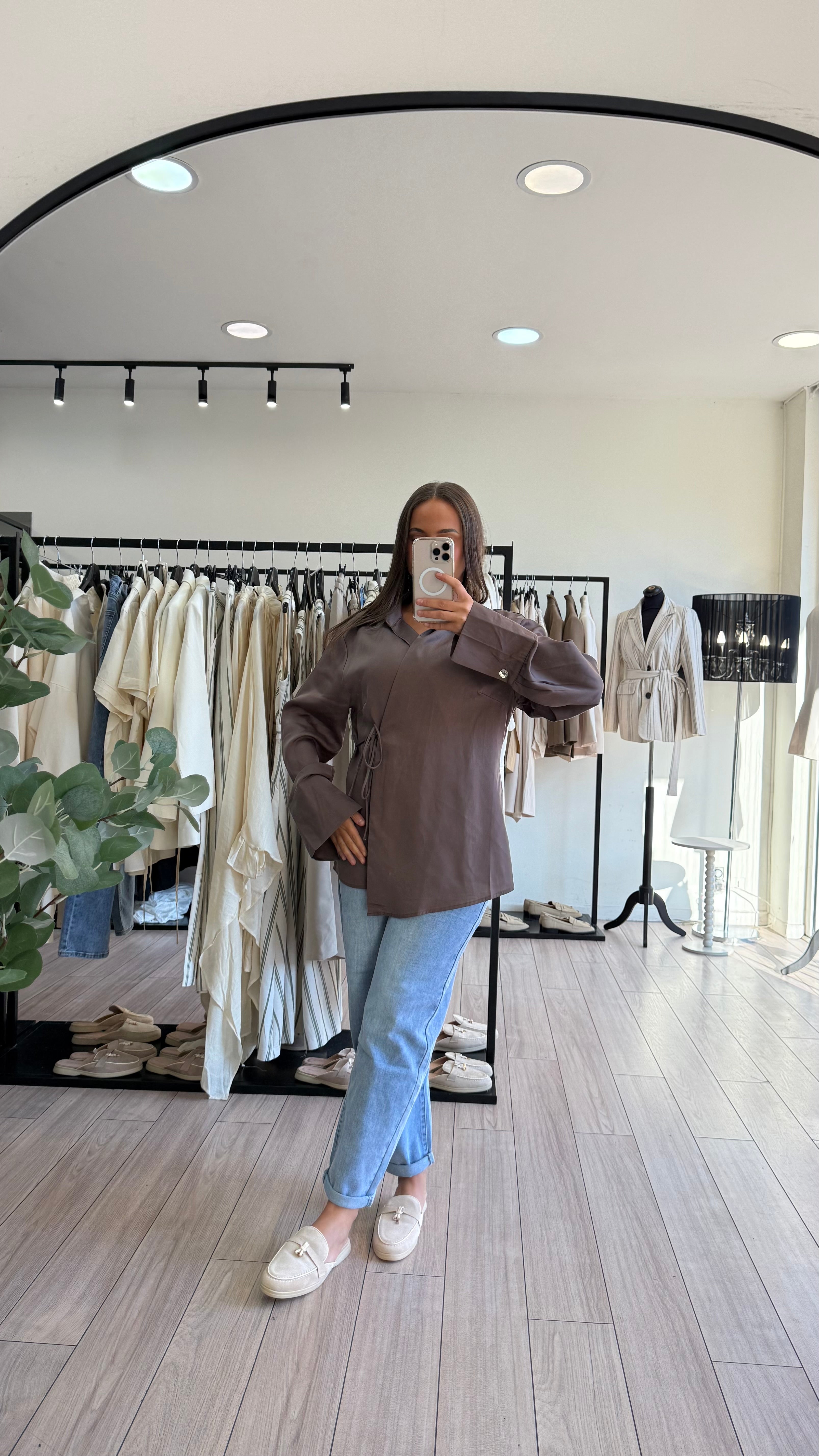 Blouse shade Taupe