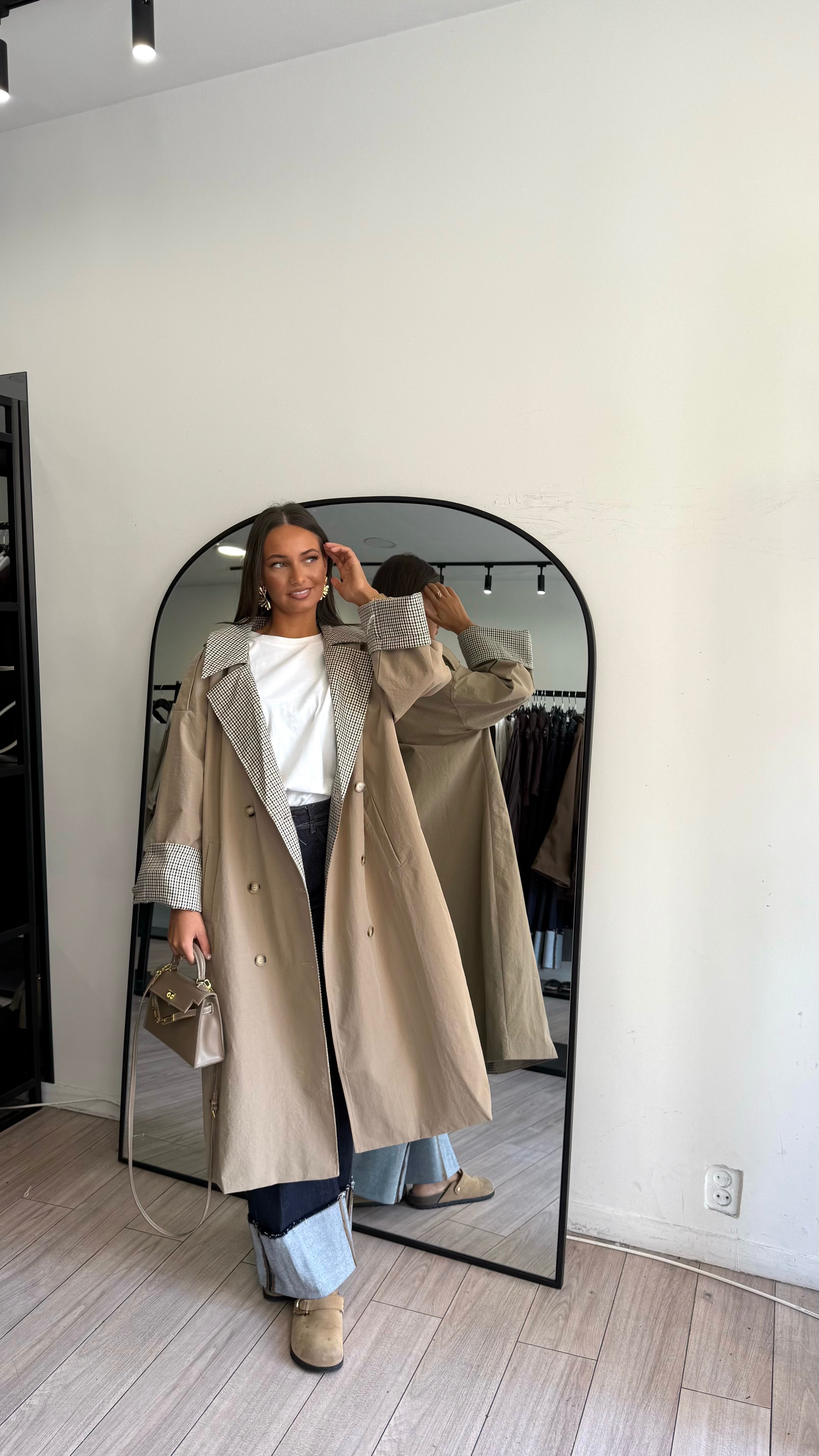 trench beige motifs carreaux